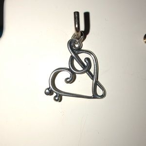Music pendant